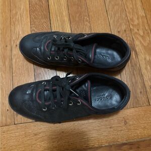 Gucci GG Nero- Black sneaker.
Women size 36